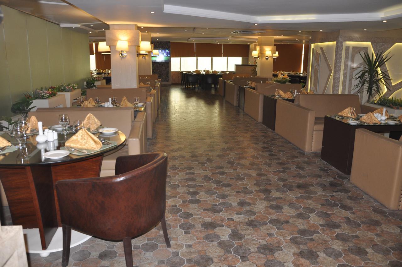 Fort Continental Hotel Pesavar Szoba fotó