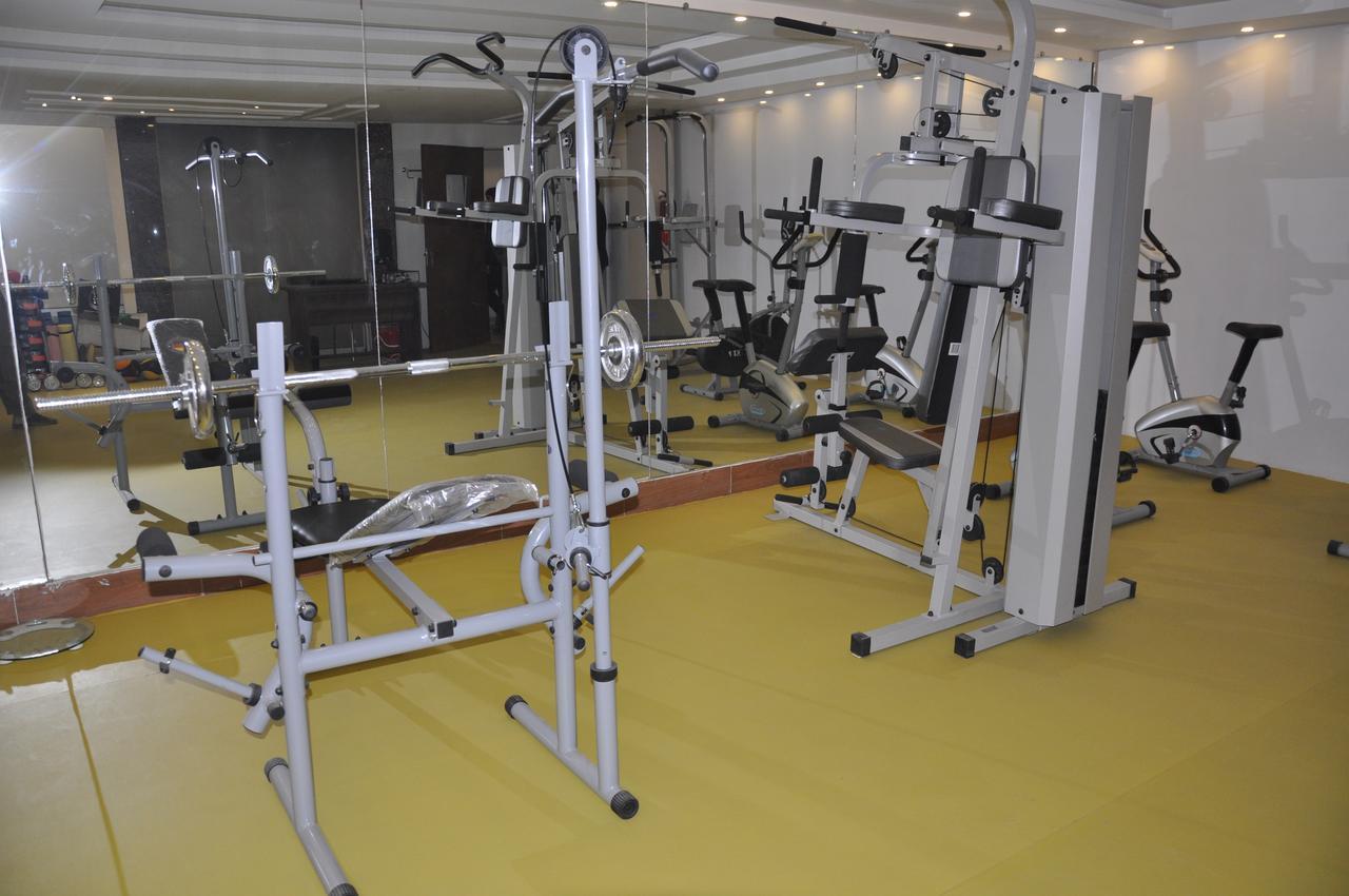Fort Continental Hotel Pesavar Kültér fotó